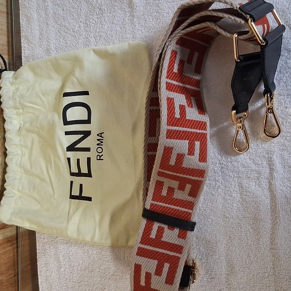 Fendi Strap You Shoulder Strap Zucca Canvas With Leather Red And Cream - Picture 6 of 6